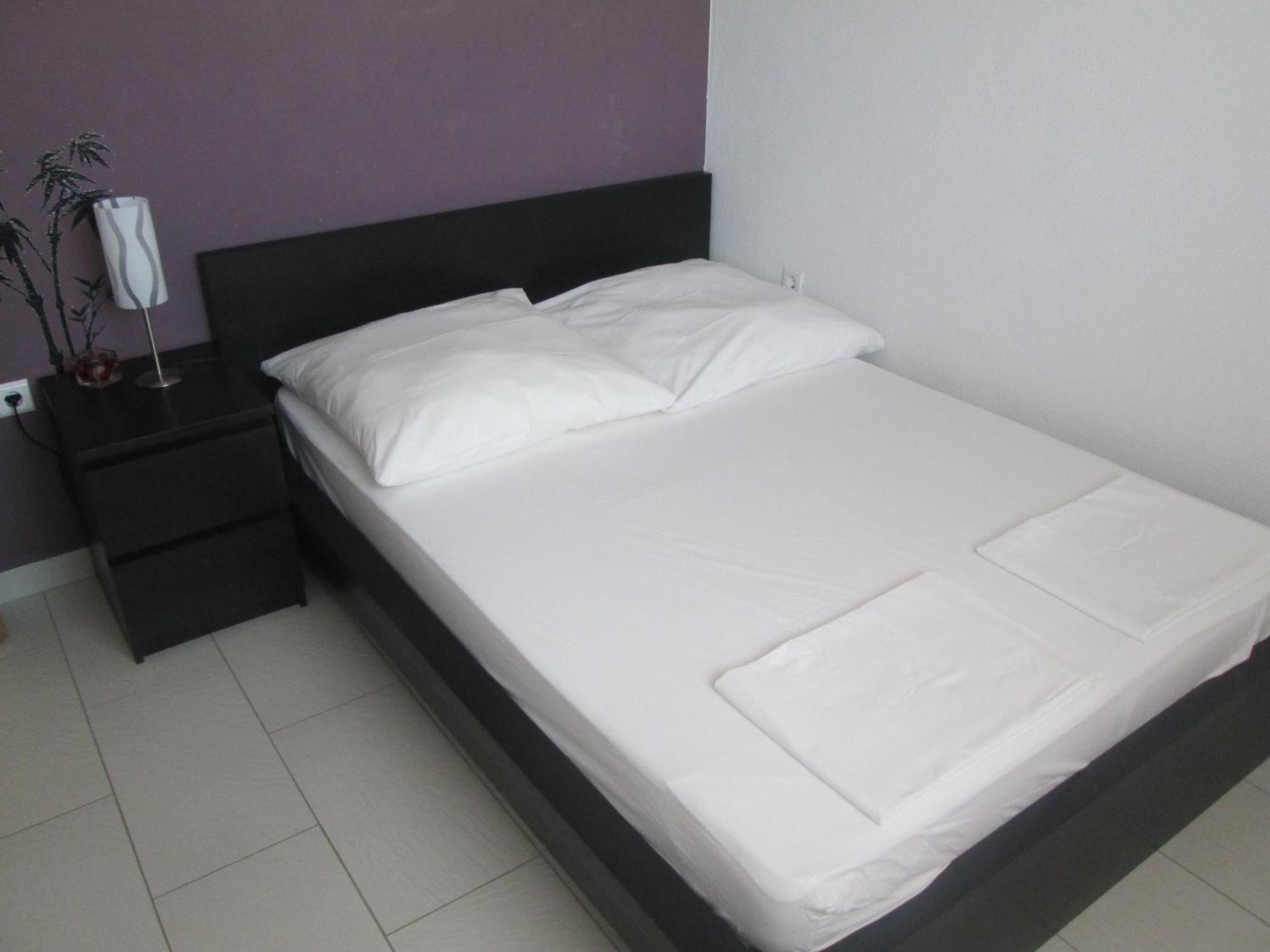 Apartmani Dragicevic Vir Buitenkant foto