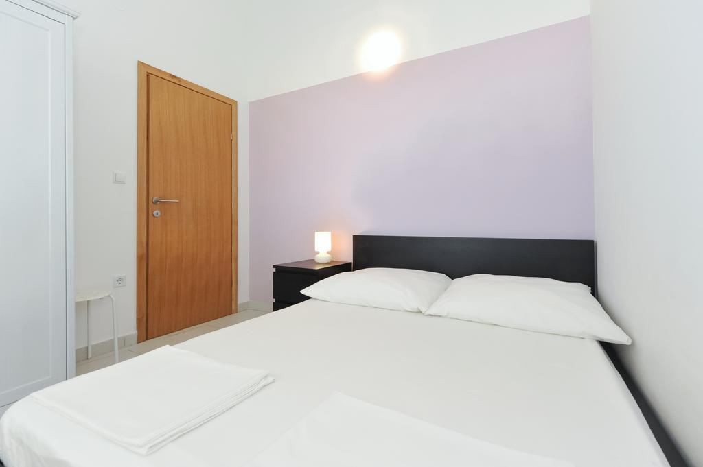 Apartmani Dragicevic Vir Buitenkant foto
