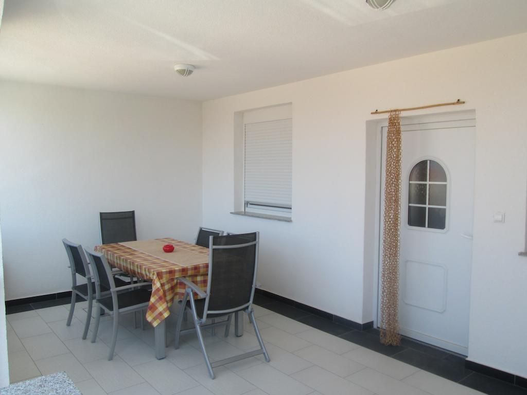 Apartmani Dragicevic Vir Kamer foto
